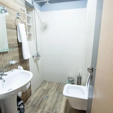 Sahati & Restaurant ホテル