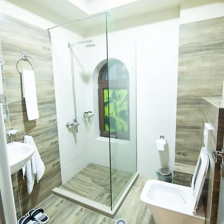 Sahati & Restaurant Hotel Korce